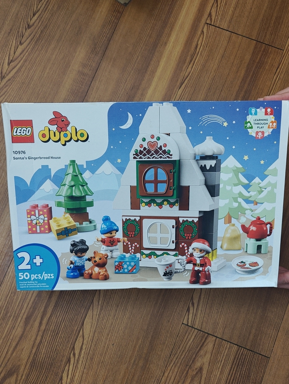 Lego Duplo Santa's Gingerbread House Set 10976 Retired set